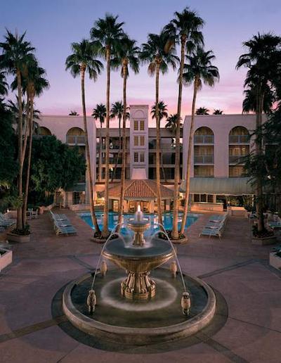 پوینت هیلتون اسکواو پیک ریزرت