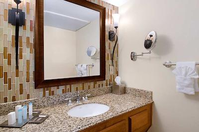 پوینت هیلتون اسکواو پیک ریزرت