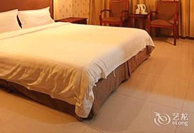 یافنگ هتل اُورسیز چینس تون برانچ