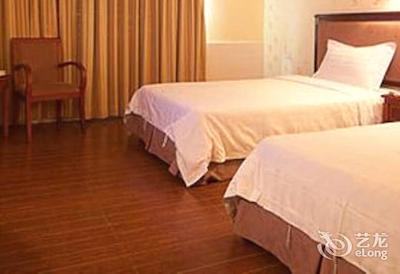 یافنگ هتل اُورسیز چینس تون برانچ