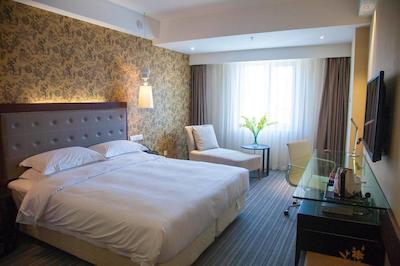 تراولر این هپینگلی