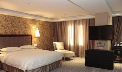 تراولر این هپینگلی