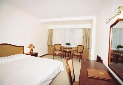 تراولر این هپینگلی