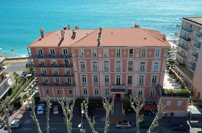 بست وسترن پلاس هتل پرینس د گالز