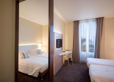 بست وسترن پلاس هتل پرینس د گالز