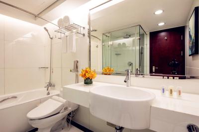 هالیدی این شانگهای هانگچائو سنترال