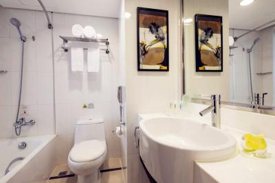 هالیدی این شانگهای هانگچائو سنترال