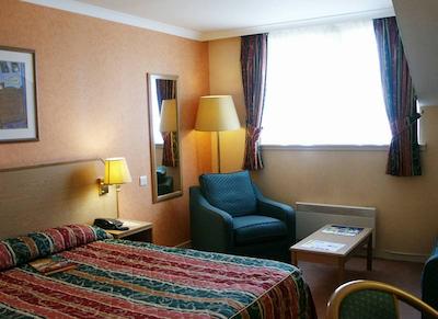 هلید این اکسپرز ادینبورگه آیرپرت