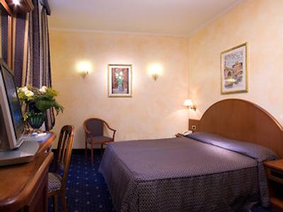 آل ماندیا هتل