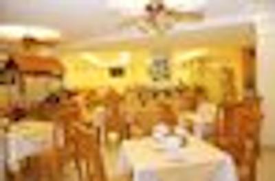 آلاگون سنترال هتل اند اسپا