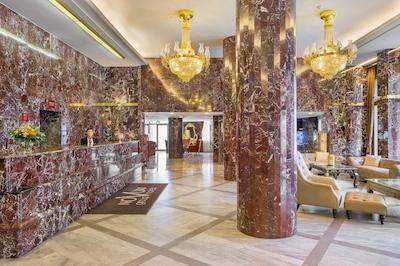 نووم هتل ونیک درتموند