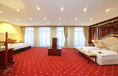 نووم هتل ونیک درتموند