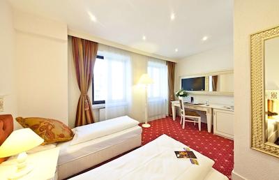 نووم هتل ونیک درتموند