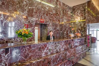 نووم هتل ونیک درتموند