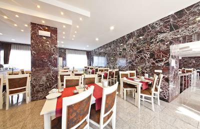 نووم هتل ونیک درتموند