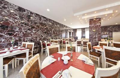 نووم هتل ونیک درتموند