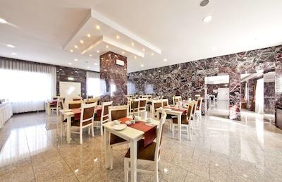 نووم هتل ونیک درتموند