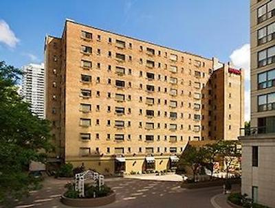 رامادا پلازا ترنتو دونتون