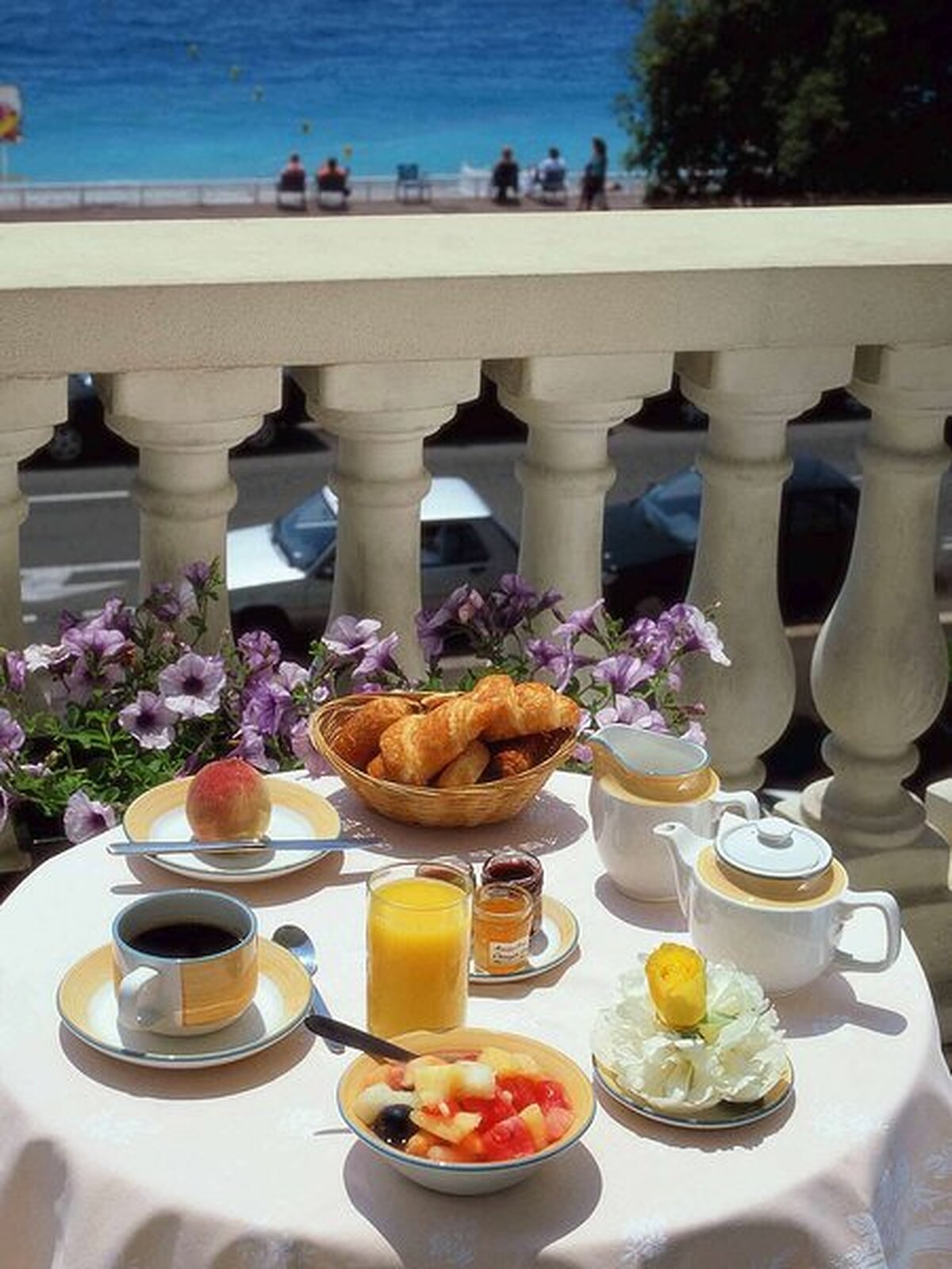 Mercure Nice Marche aux Fleurs
