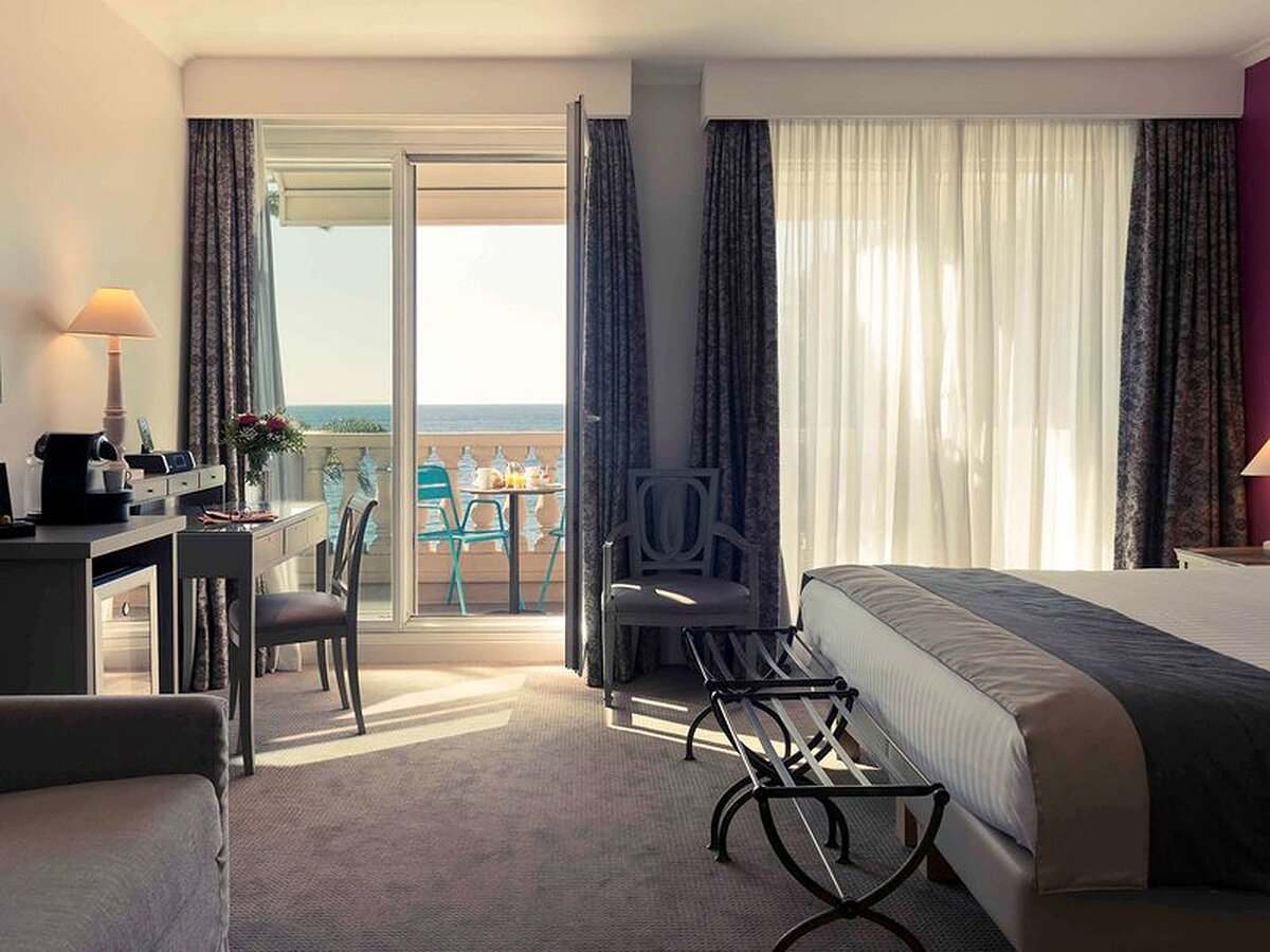 Mercure Nice Marche aux Fleurs