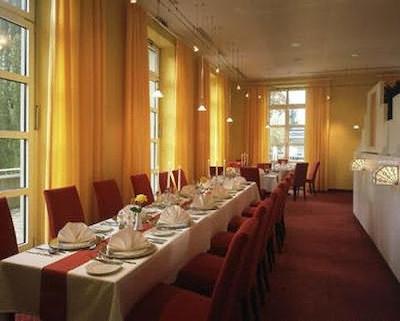 رلکسا هتل باد استبن