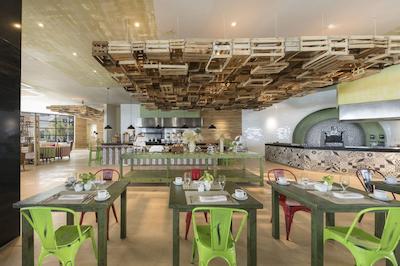 ملدی ماکر کانکون