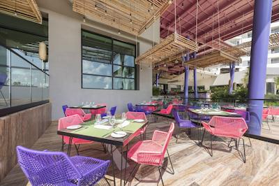 ملدی ماکر کانکون