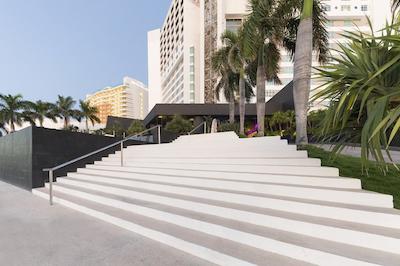 ملدی ماکر کانکون