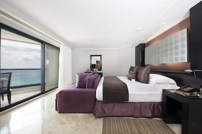 ملدی ماکر کانکون