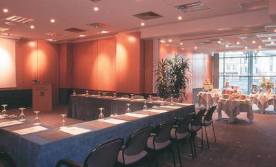 هتل رجنت پتیت فرانس اند اسپا