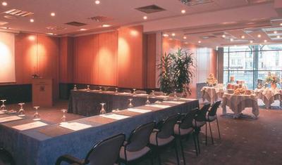 هتل رجنت پتیت فرانس اند اسپا