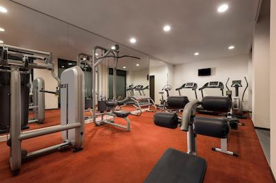 ادینا اپارتمنت هتل برلین میت