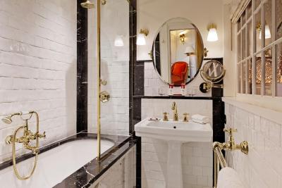 رلیز چریستین