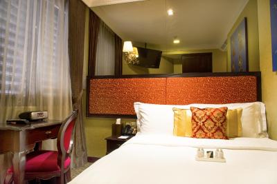 نستالجیا اوربان بوتیک هتل