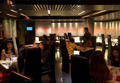 اس سوخومویت سوئیتز