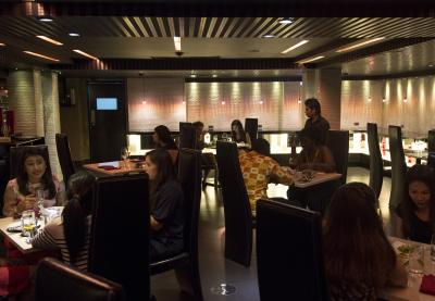 اس سوخومویت سوئیتز