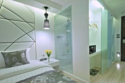 اس سوخومویت سوئیتز