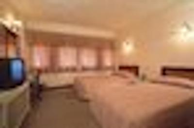 امارین ناکرن