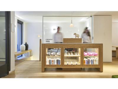 9 هتل رپوبلیک