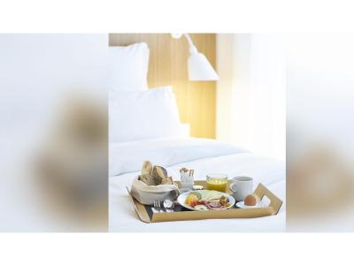 9 هتل رپوبلیک