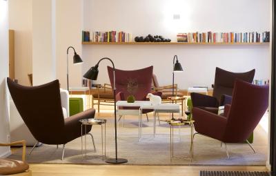 9 هتل رپوبلیک