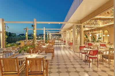 تایتانیک دلوکس گلف بلک