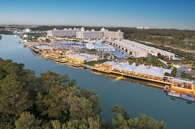 تایتانیک دلوکس گلف بلک