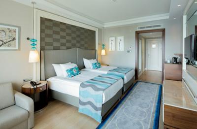 تایتانیک دلوکس گلف بلک