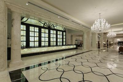 تایتانیک دلوکس گلف بلک