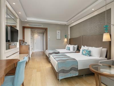 تایتانیک دلوکس گلف بلک