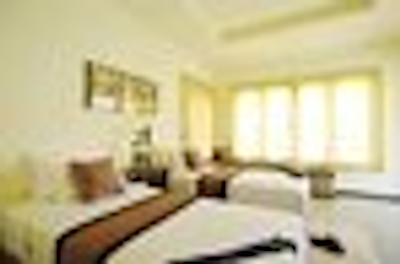 د اُرینتال ویلیج