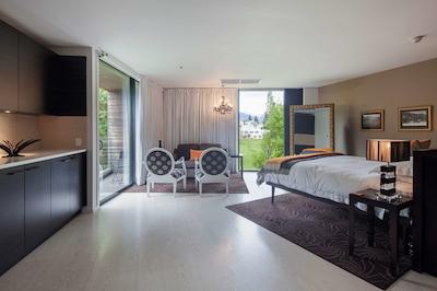 کویینستون پارک بوتیک