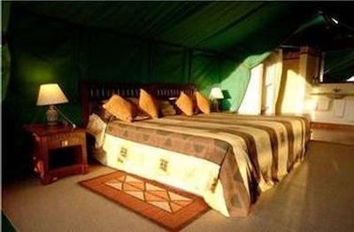 اسویتواترز تنتد کمپ