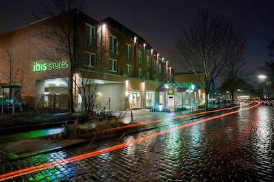 ایبیز استیلز هامبورگ آلستر سیتی